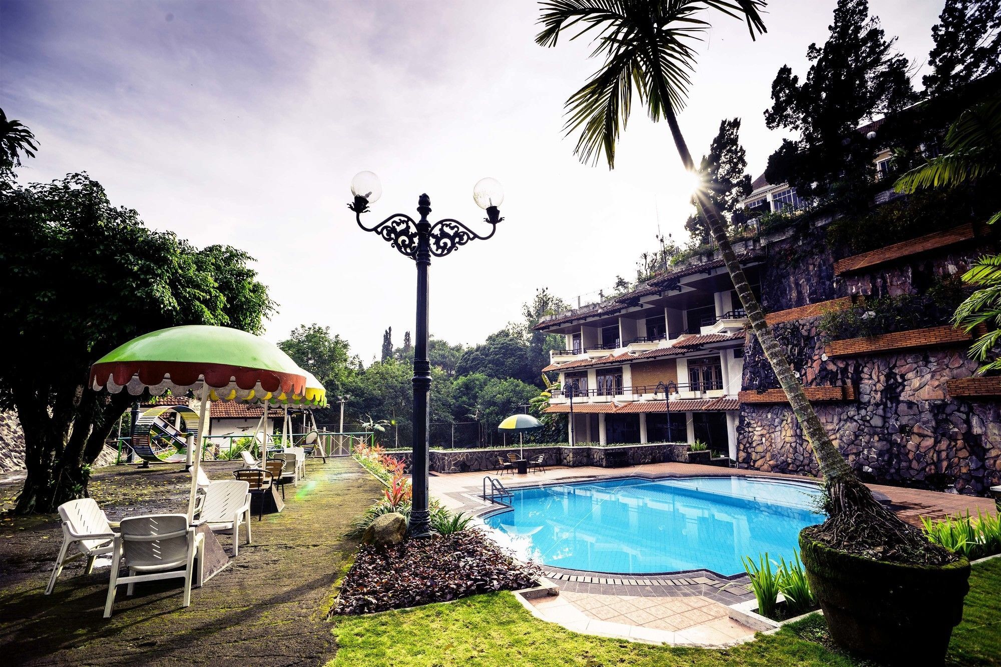 Prigen Royal Hotel Tretes מראה חיצוני תמונה